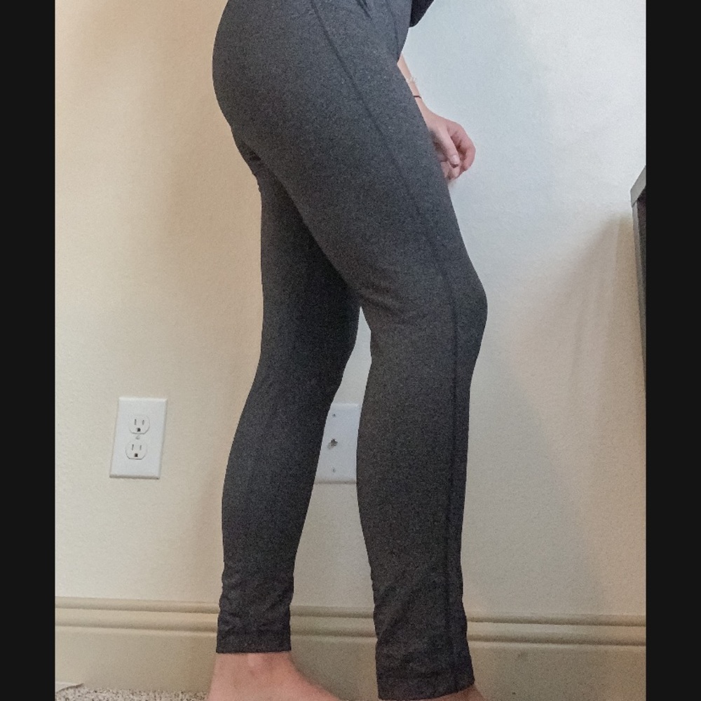 High waisted grey leggings